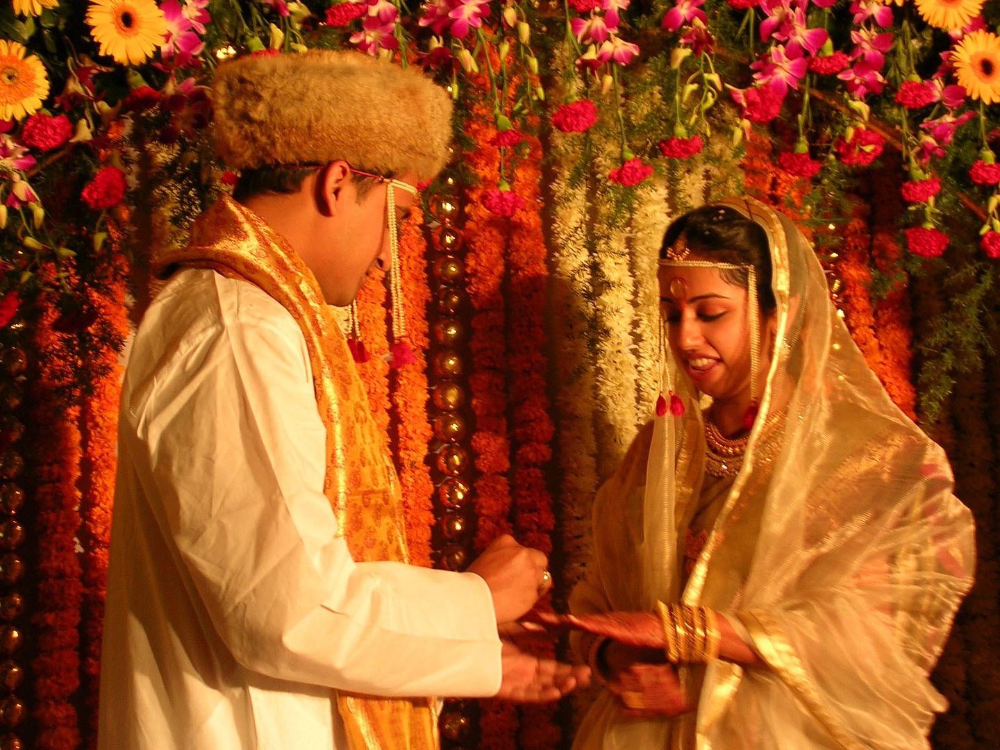 what-are-the-7-promises-of-hindu-marriage-the-public-mag